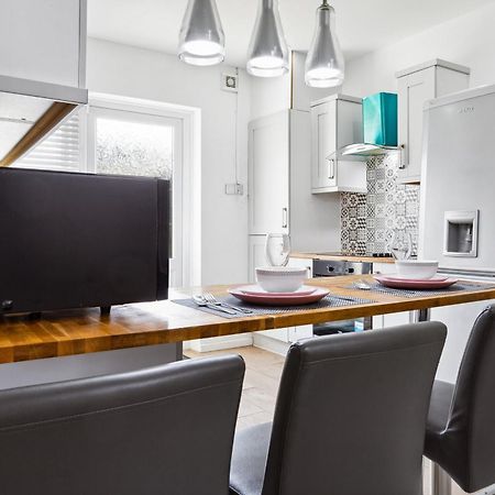 Bromley Serviced Apartments - Beckenham Place Park - London - 2 Bed House - Free Parking - 2 Beds 1 Sofabed מראה חיצוני תמונה